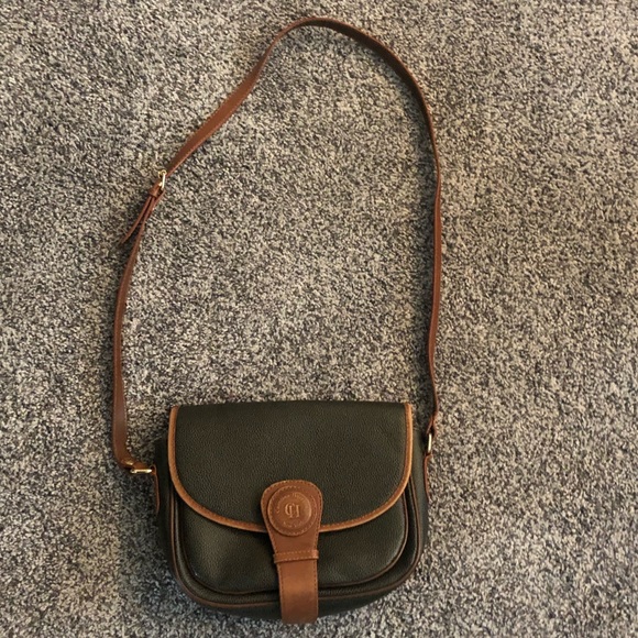 Carolina Herrera Handbags - Carolina Herrera Hunter Green Vintage Purse